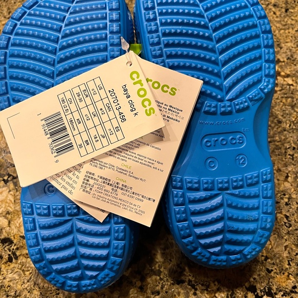 NWT CROCS Kids Comfort Clogs - Bright Blue - Picture 4 of 4